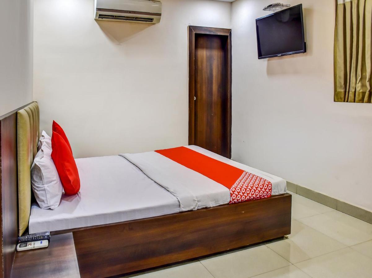 Oyo 78471 Hotel Platinum Bilāspur Екстериор снимка