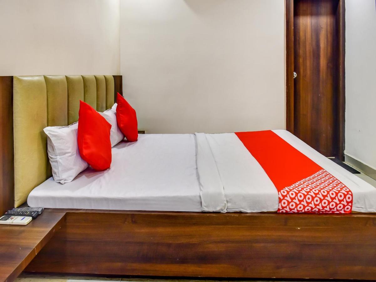 Oyo 78471 Hotel Platinum Bilāspur Екстериор снимка